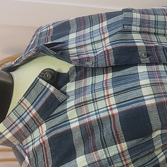 Eddie Bauer men's long sleeve blue red plaid shirt button down front pocket XLT - Picture 3 of 15